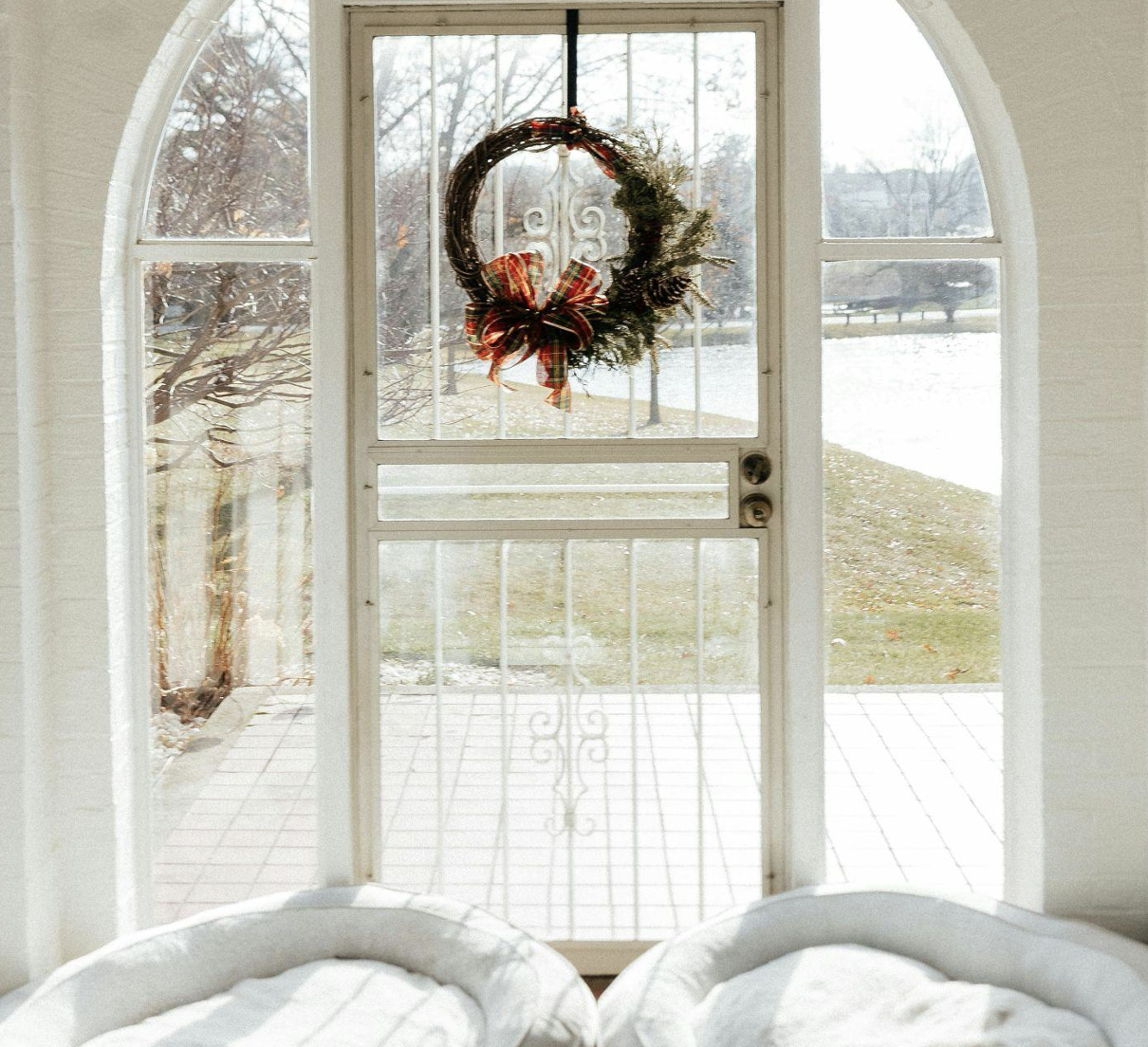 Choose the Perfect 9ft Christmas Tree for Your Holiday Joy